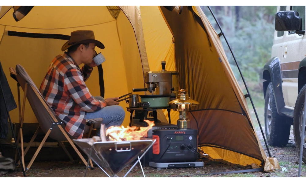 Jackery Solar Generator